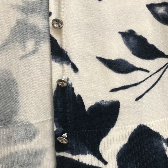 INC FLORAL BUTTON DOWN CARDIGAN - NWT - Picture 3 of 5
